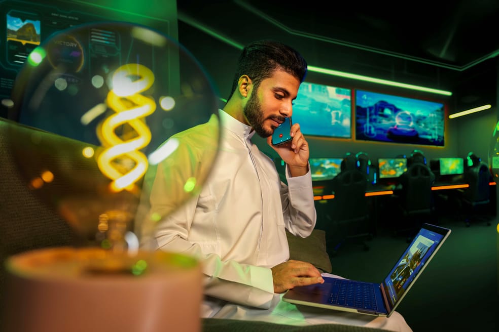 A man inside a Salam data centre managing cloud PaaS and SaaS infrastructure in Saudi Arabia